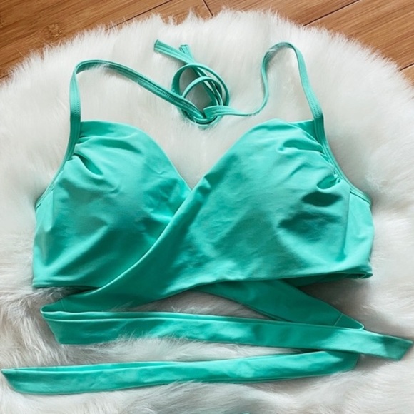 Victoria's Secret seafoam wrap bombshell Bikini Top - Picture 8 of 8
